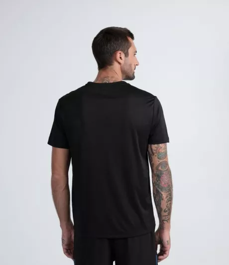 Camiseta Esportiva Básica com Proteção UV