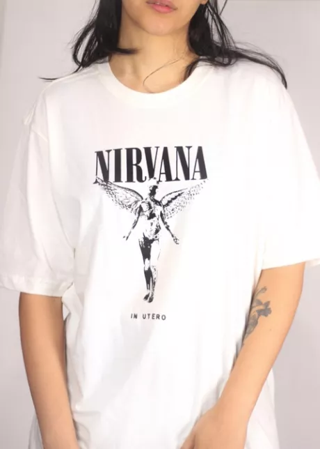 camisetas alternativas diferentes de bandas filmes versevoid