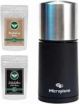 Microplane Stainless Steel Spice Mill / Nutmeg Mill Set with 1 x Sample Pack Azafran Nutmeg and Tonka Beans : Amazon.de: Home & Kitchen