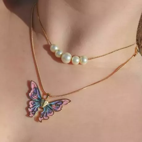 Mix Colar Borboleta Barbie Rosa/Azul/Lilas (2 peças)