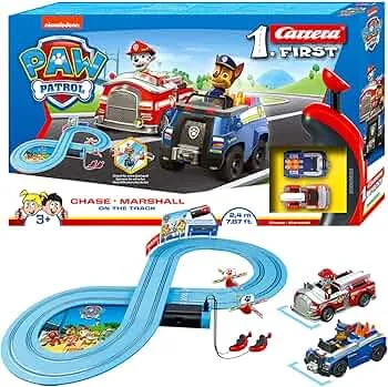 PAW Patrol Carrera First Rennbahnset | Chase & Marshall | 2,4m Strecke | Kreisel für extra Spielpaß | Ab 3 Jahren | Batteriebetrieben: Amazon.de: Spielzeug