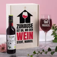 Einzugsgeschenk mit Bio-Wein, graviertem Weinglas und passender Geschenkverpackung